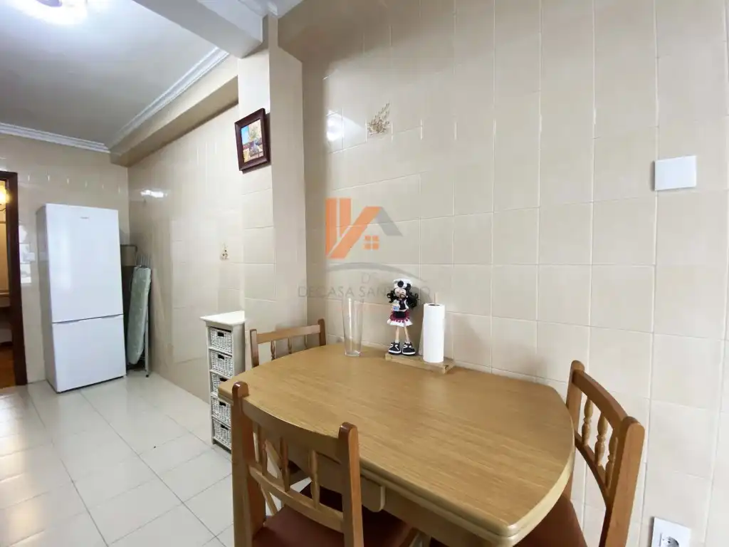 Piso de 85 m² en Santiago de Compostela