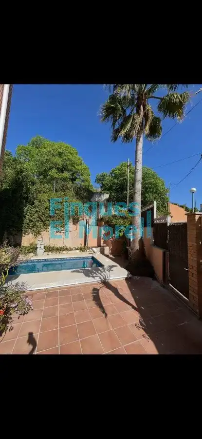 Casa de 242 m² en Vila-rodona