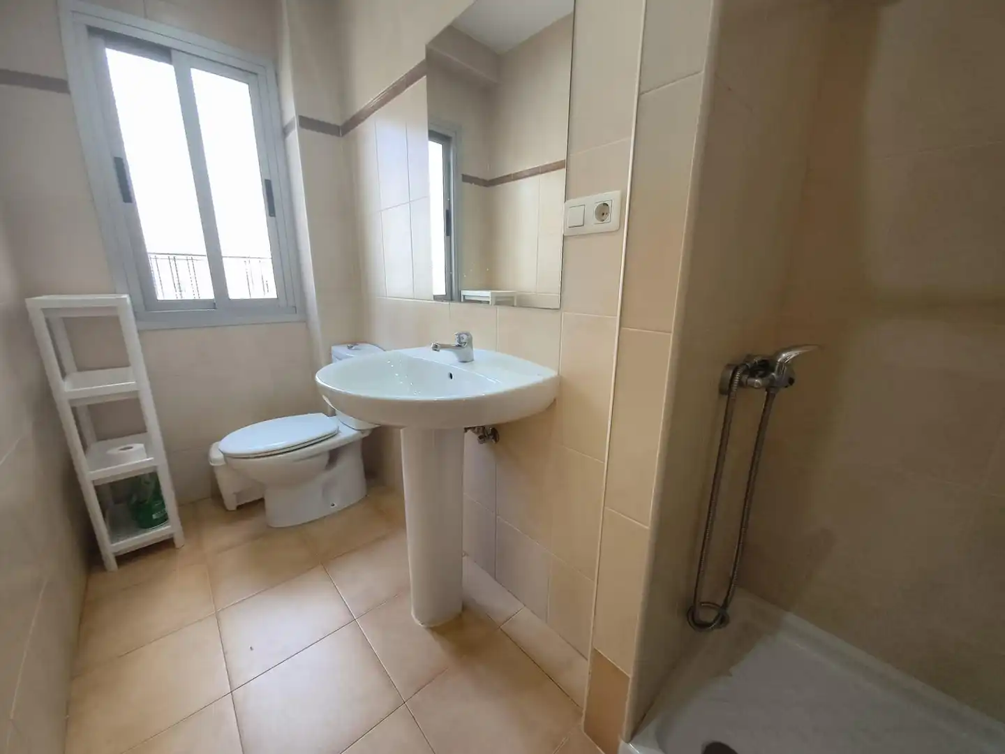 Piso de 90 m² en Granada