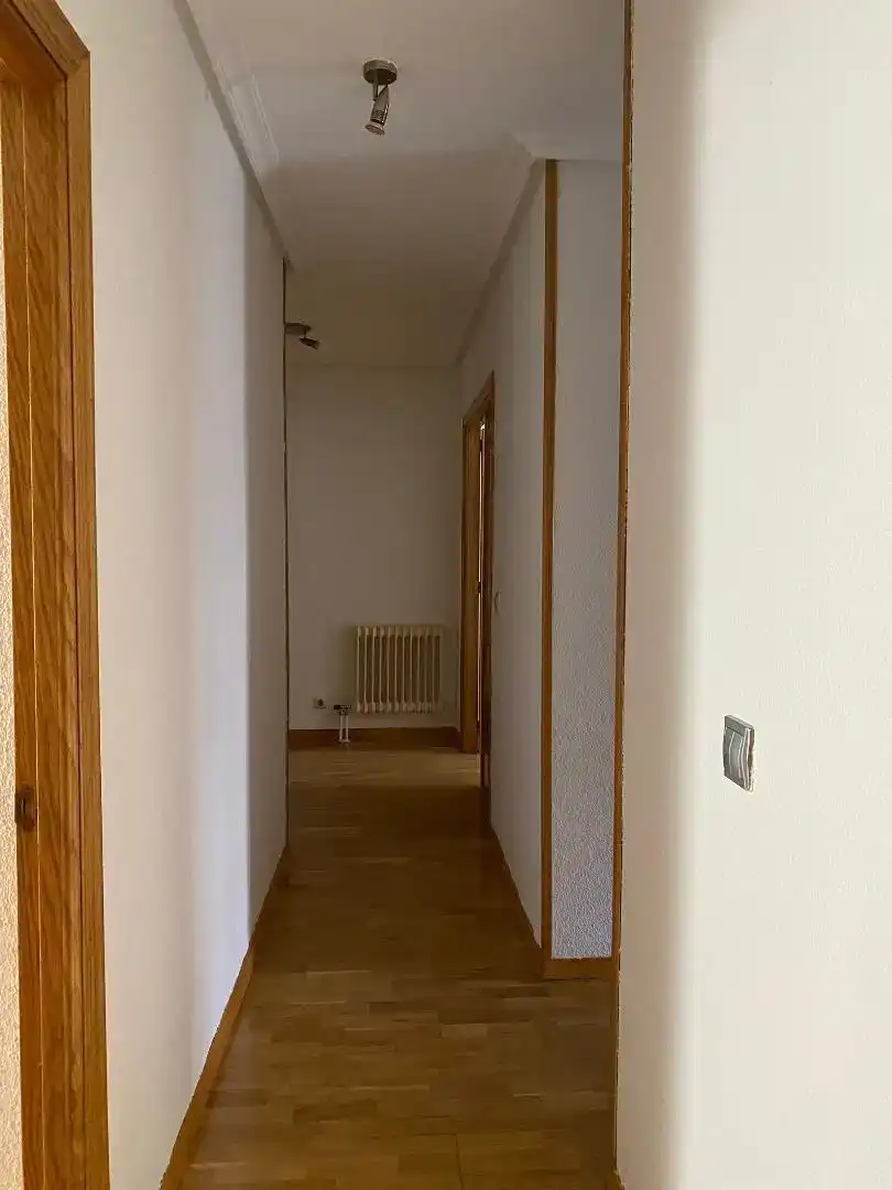 Pis de 95 m² a Àvila