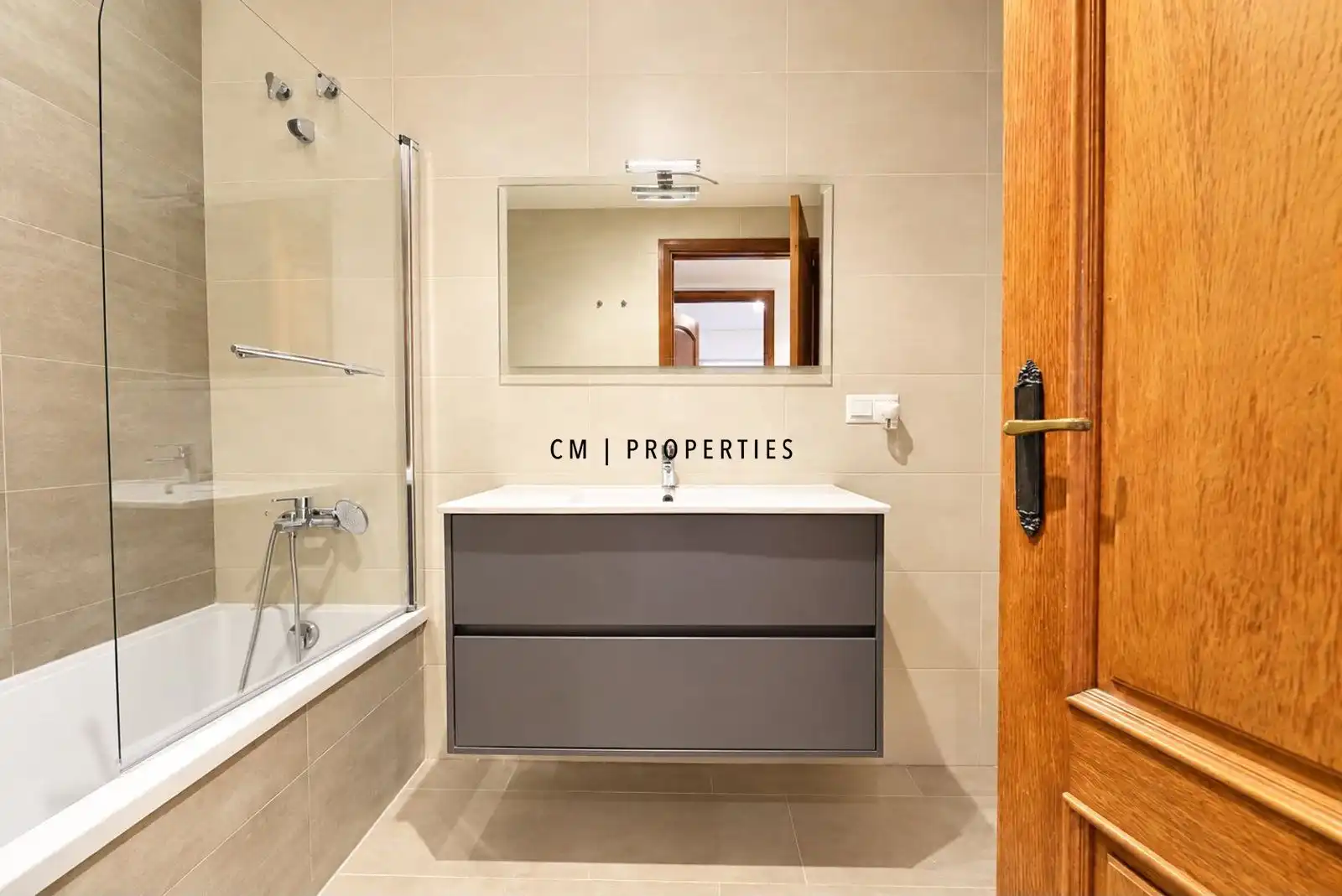 Flat 250 m² in València