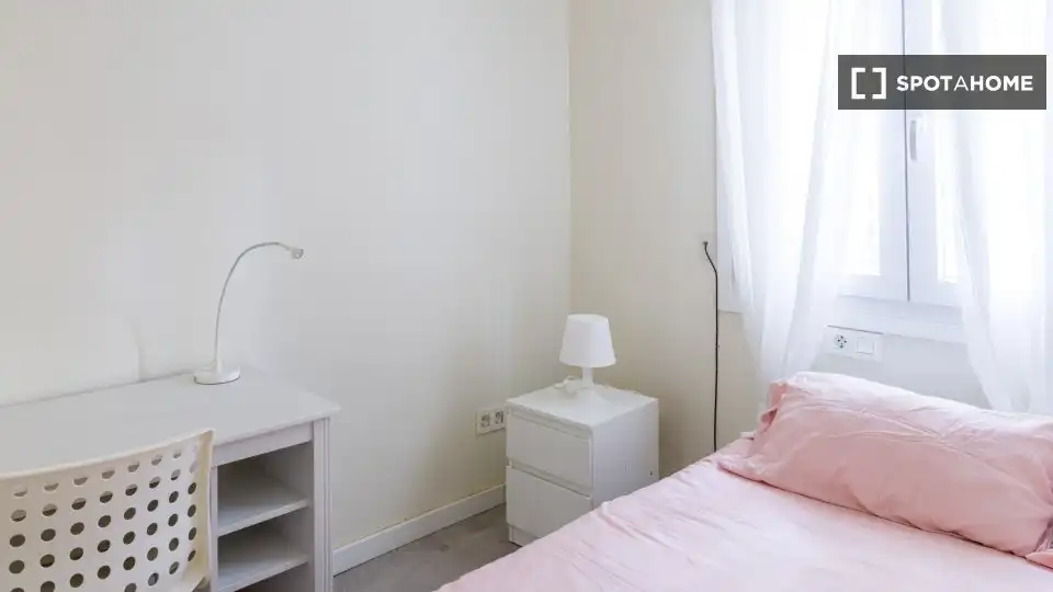 Habitación 63 m², Zaragoza
