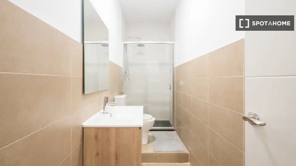 Habitación 140 m², Madrid