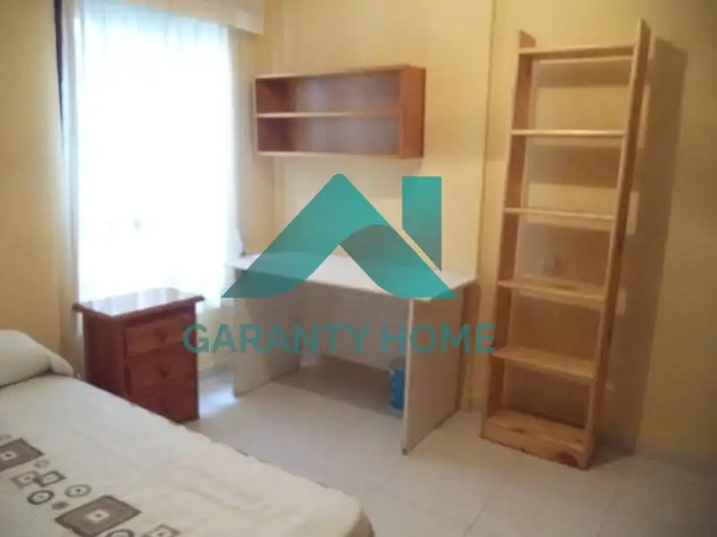 Piso de 80 m² en Cáceres