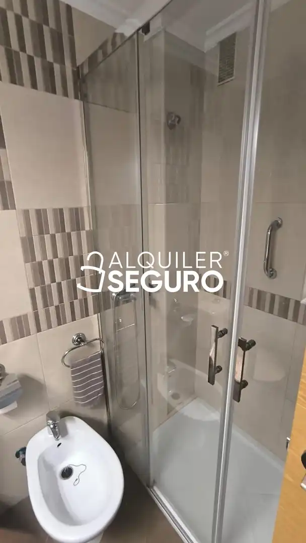 Piso de 80 m² en Sevilla