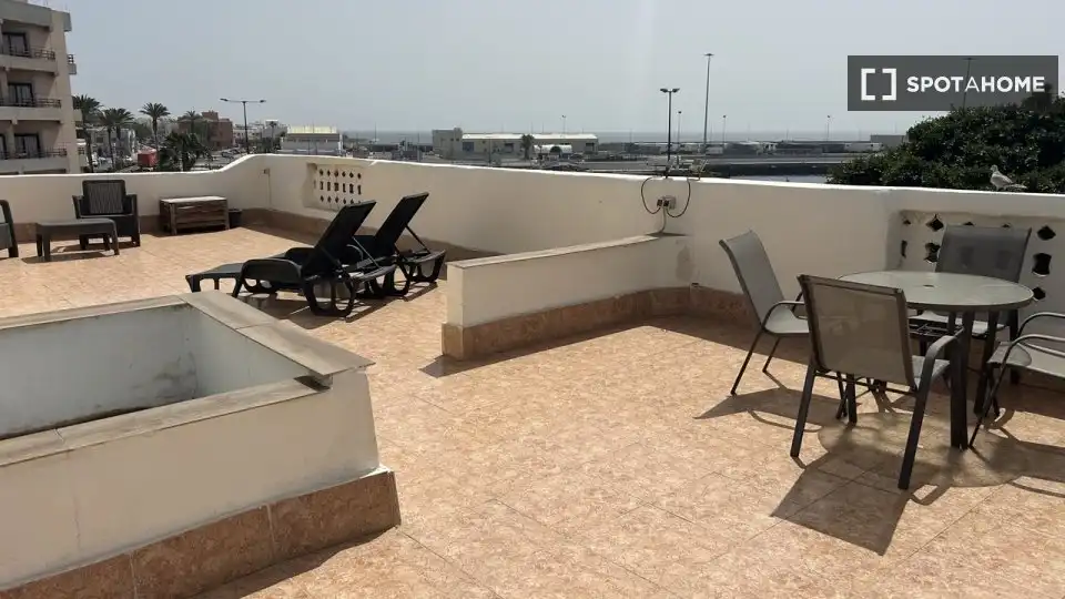 Habitación 69 m², Puerto del Rosario