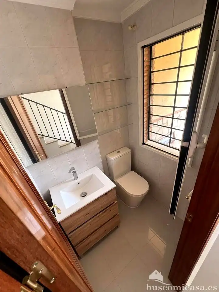 Casa de 94 m² a Mengíbar