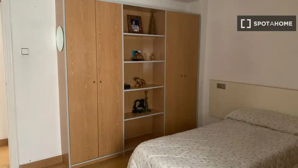 Habitación 98 m², Alicante