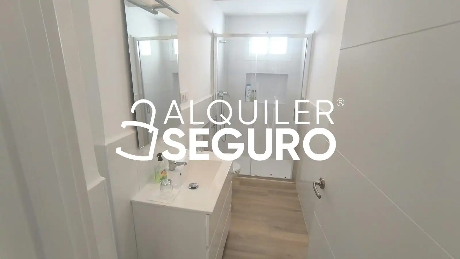 Flat 92 m² in Seville