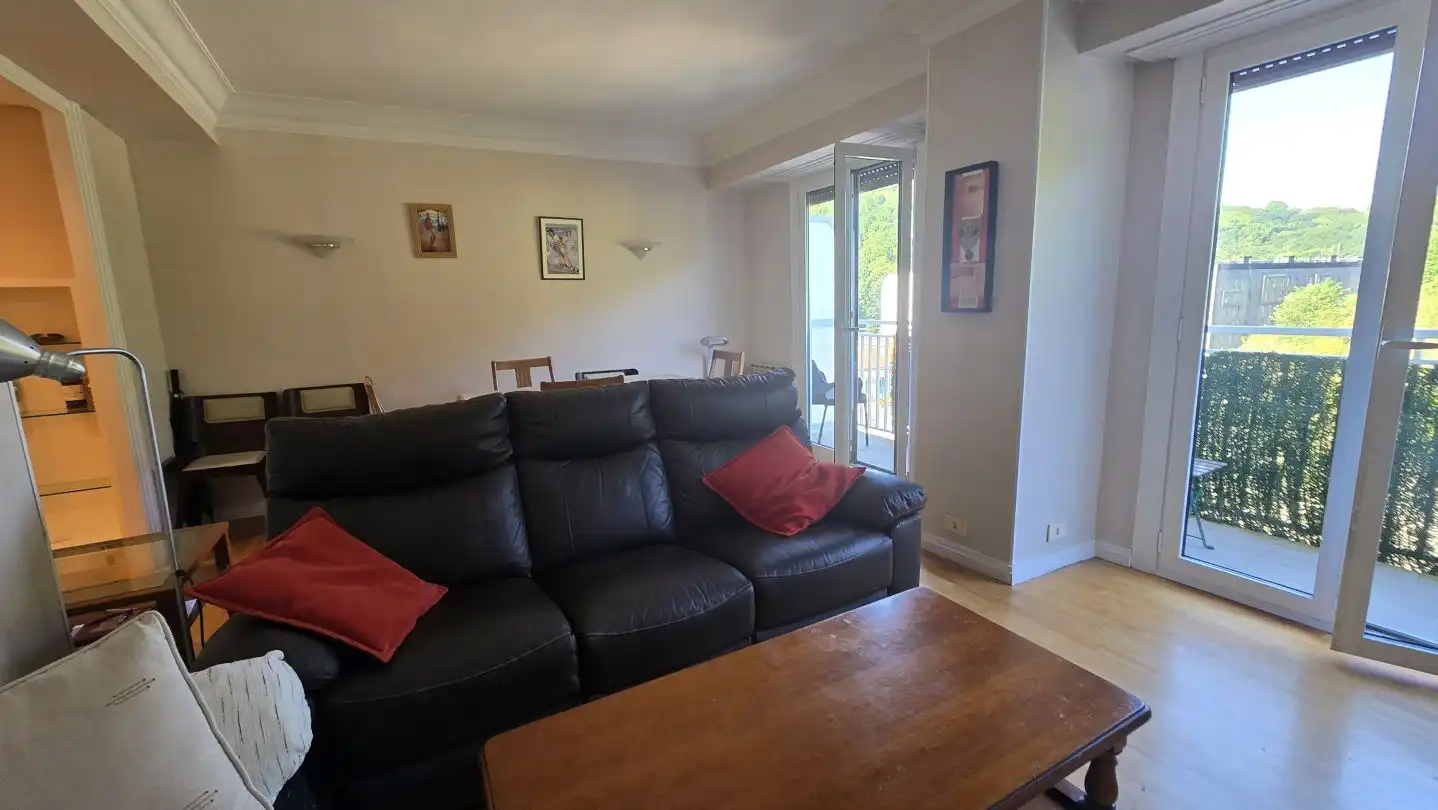 Piso de 85 m² en San Sebastián