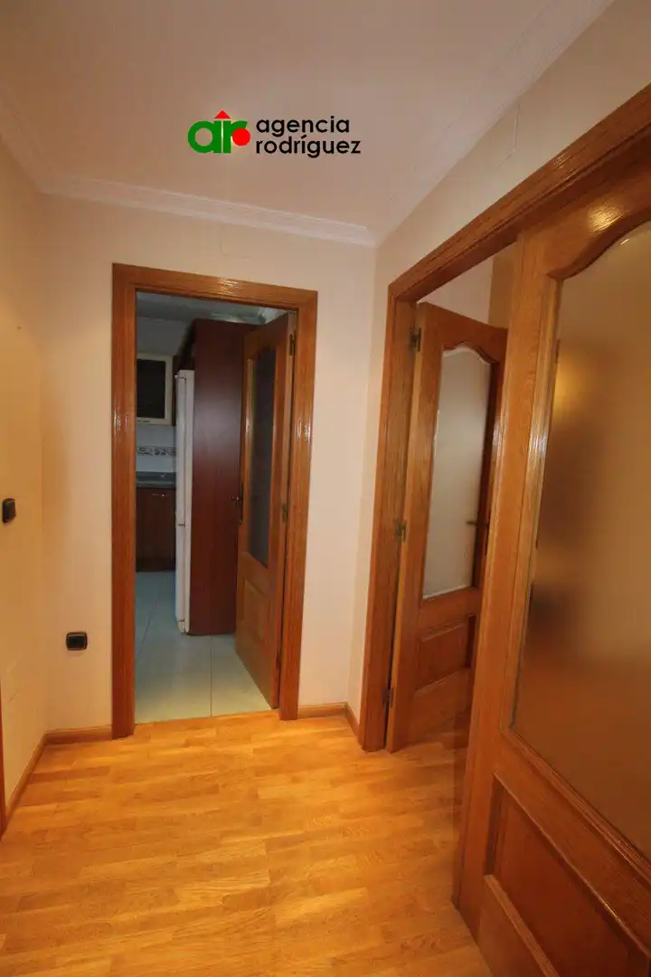 Piso de 60 m² en Oviedo