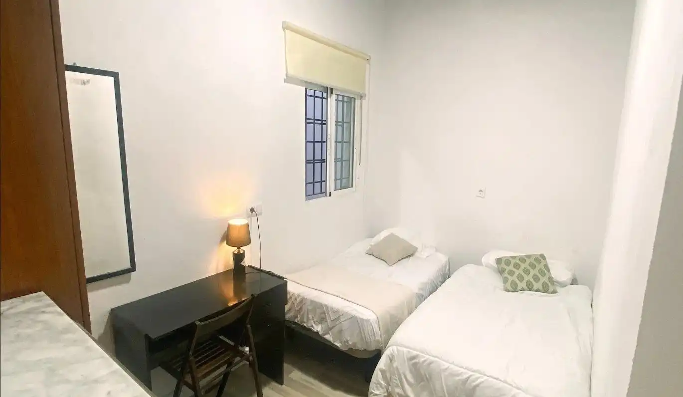 Habitación 70 m², Granada
