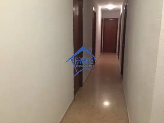 Piso de 150 m² en Cáceres