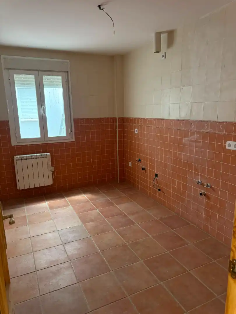 Piso de 80 m² en Malpica de Tajo