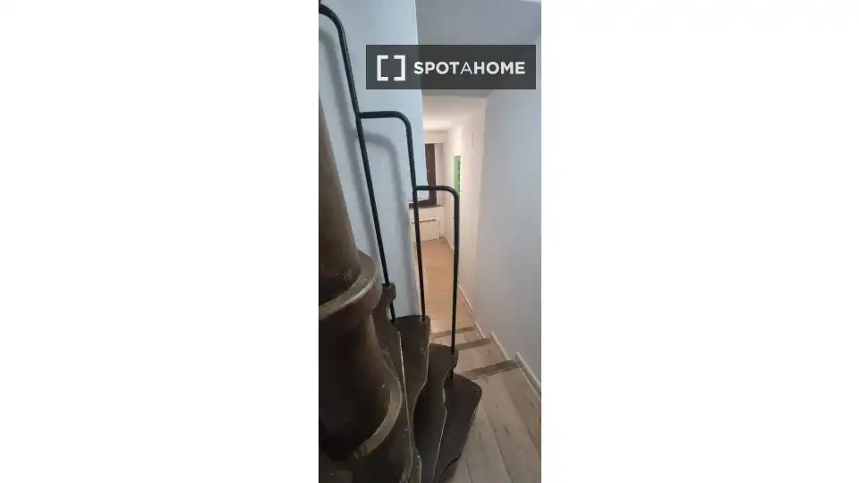 Habitación 84 m², Granada