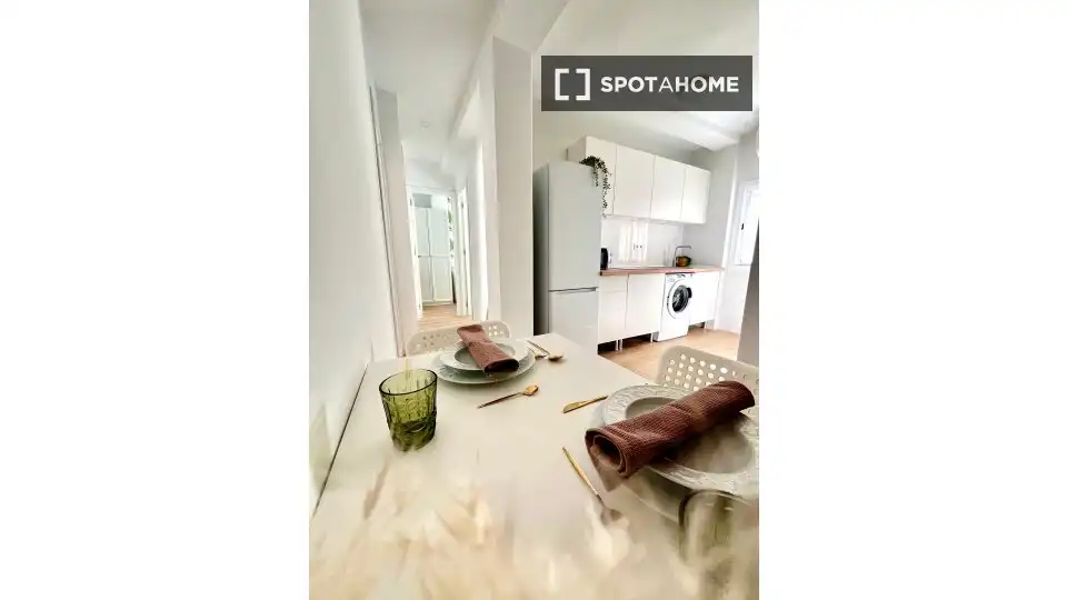 Habitación 81 m², Sevilla