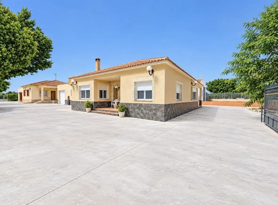 Casa de 504 m² en Orihuela
