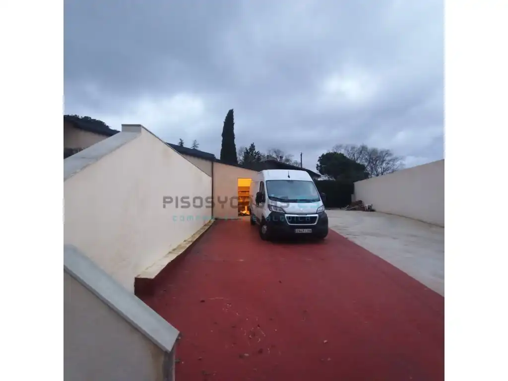 Piso de 350 m² en La Muela