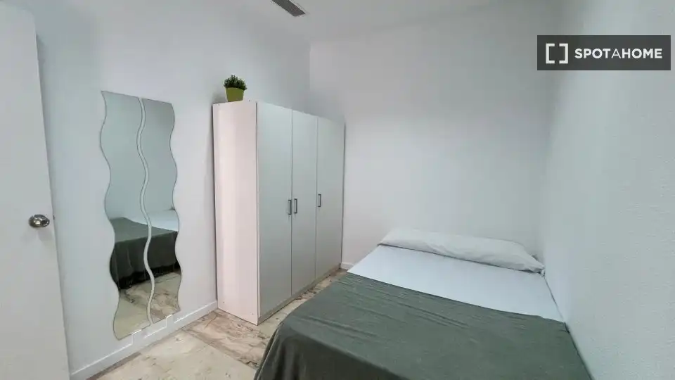 Habitación 472 m², Sevilla