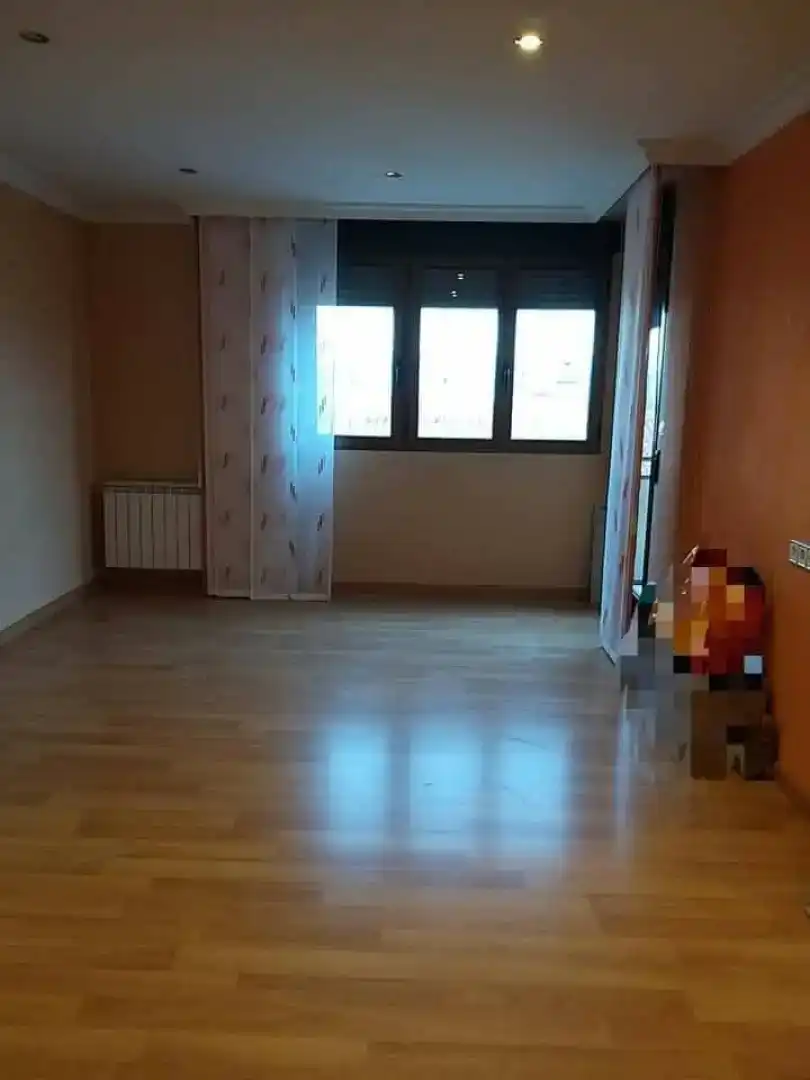 Piso de 130 m² en Almansa