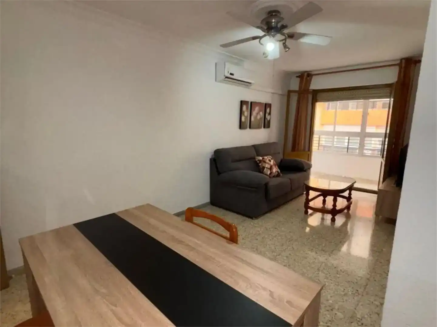 Piso de 85 m² en Almería
