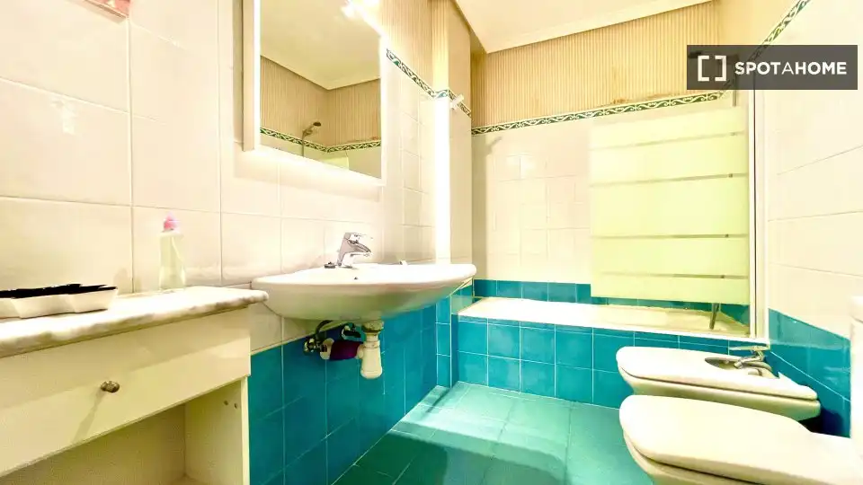 Habitación 104 m², Bilbao