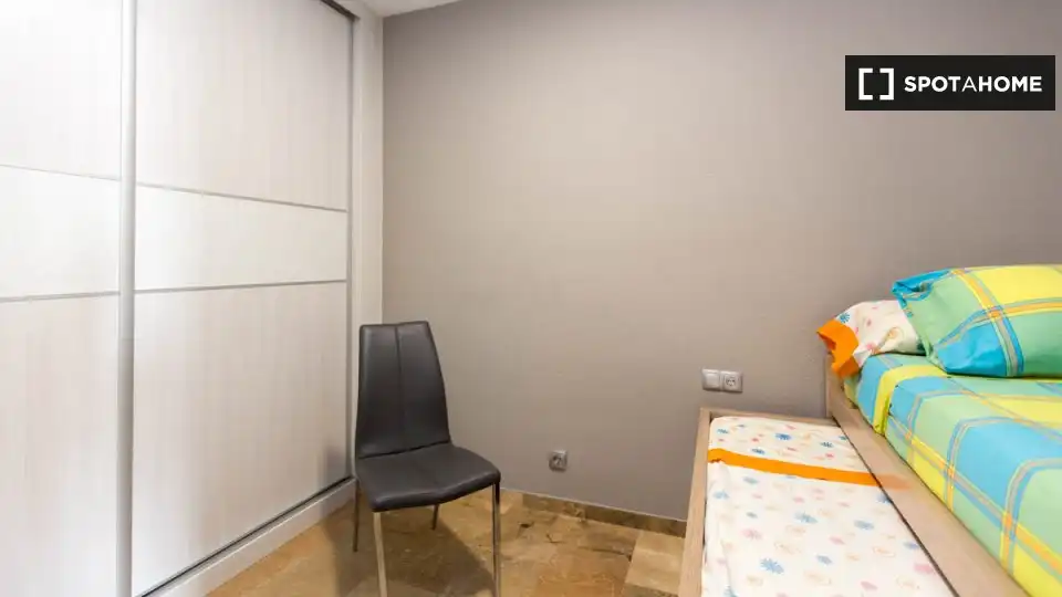 Habitación 86 m², Roquetas de Mar