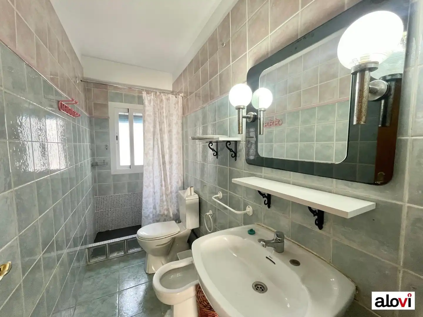 Piso de 78 m² en Granada