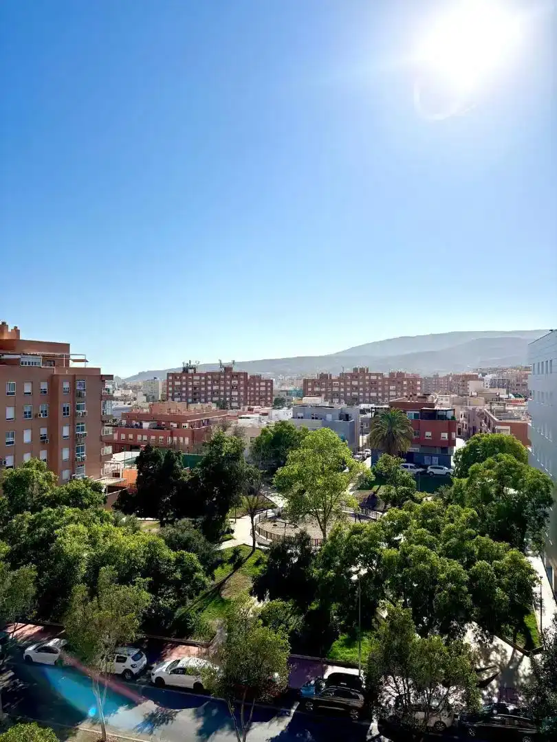 Habitación 130 m², Almería