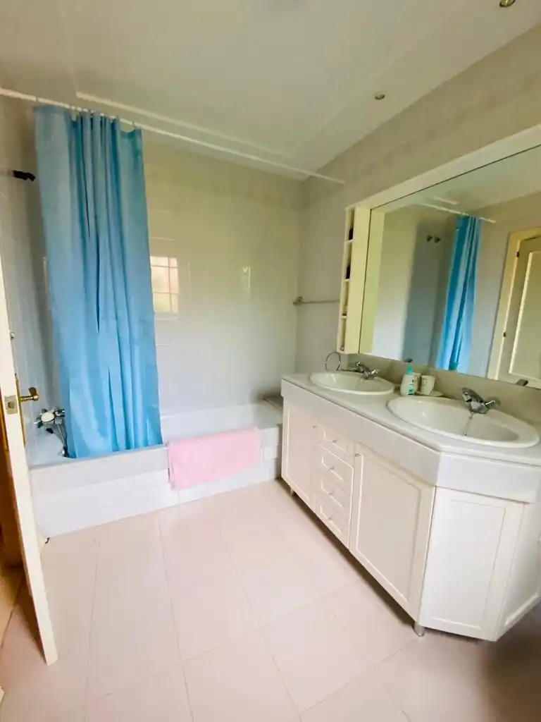 Appartement 140 m² à Algésiras