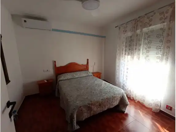 Piso de 100 m² en Linares