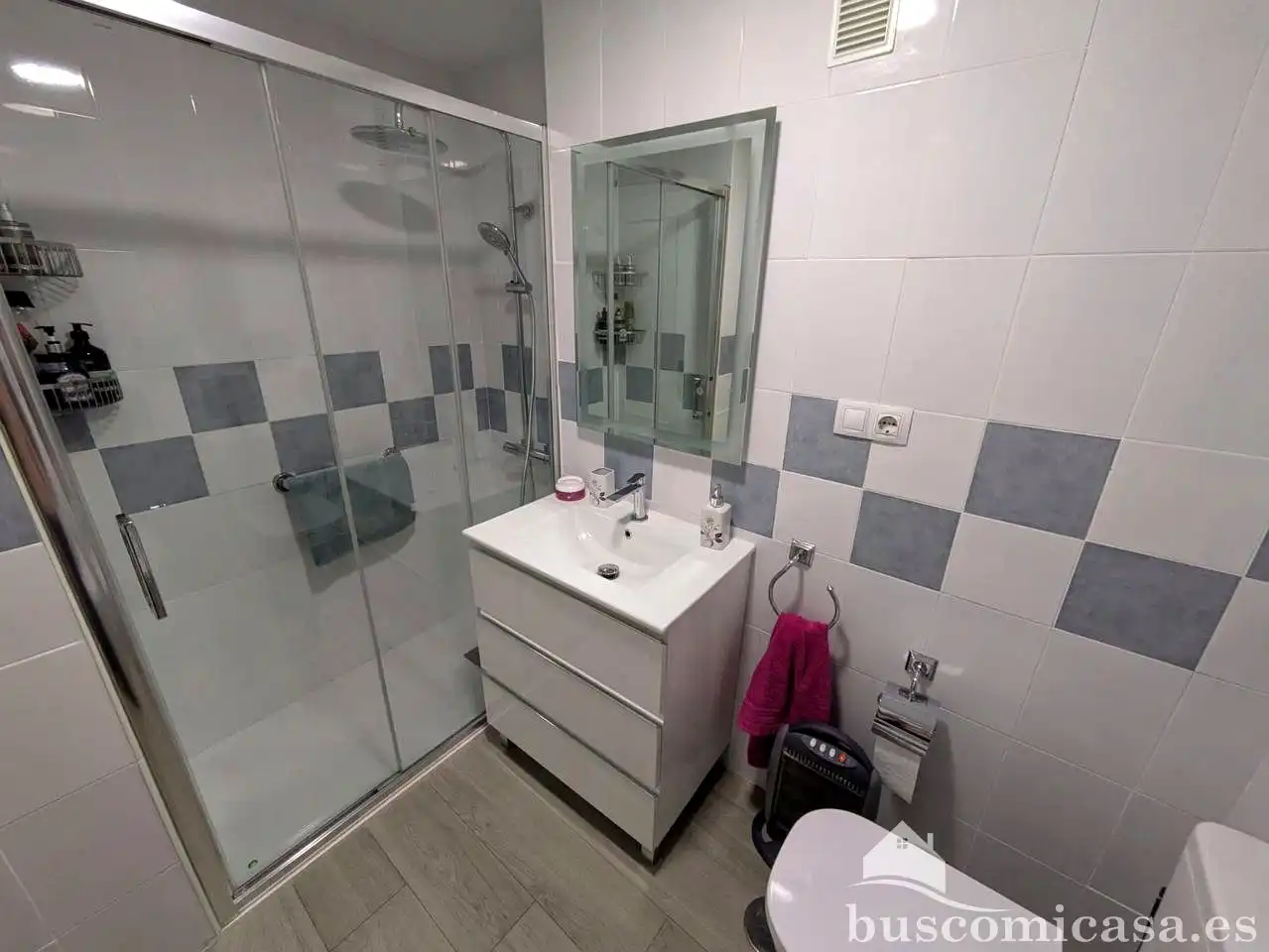 Wohnung 110 m² in Linares