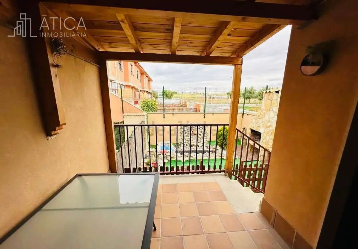Casa de 200 m² a Moriscos