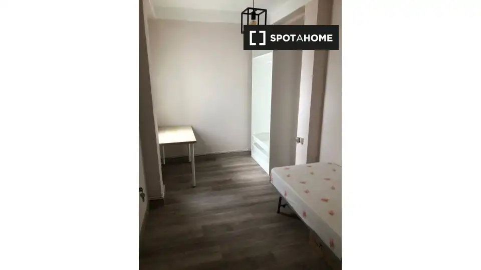 Habitación 98 m², Zaragoza