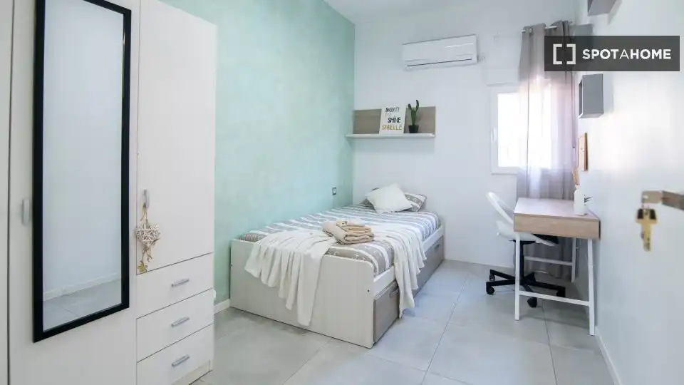 Habitació de lloguer, València