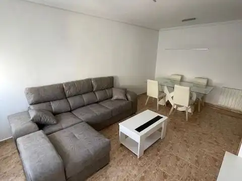 Piso de 85 m² en Cáceres