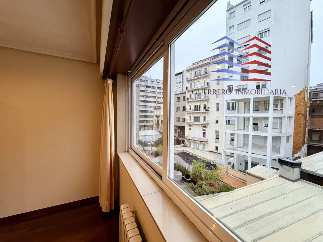 Piso de 85 m² en Ourense