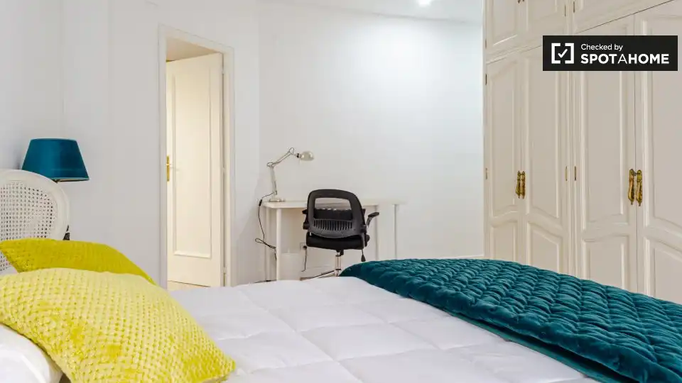 Habitación 250 m², Valencia
