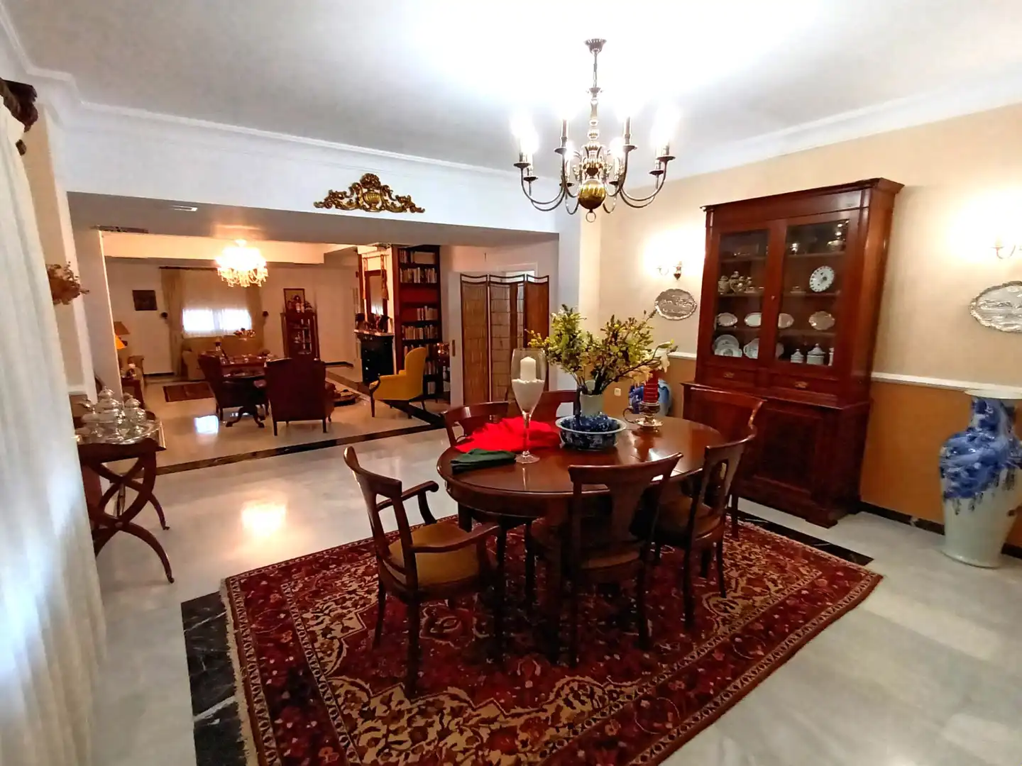 Flat 700 m² in Badajoz