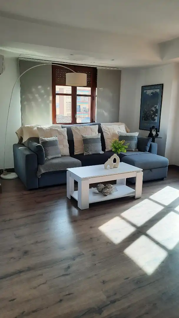 Room for rent, Tavernes Blanques