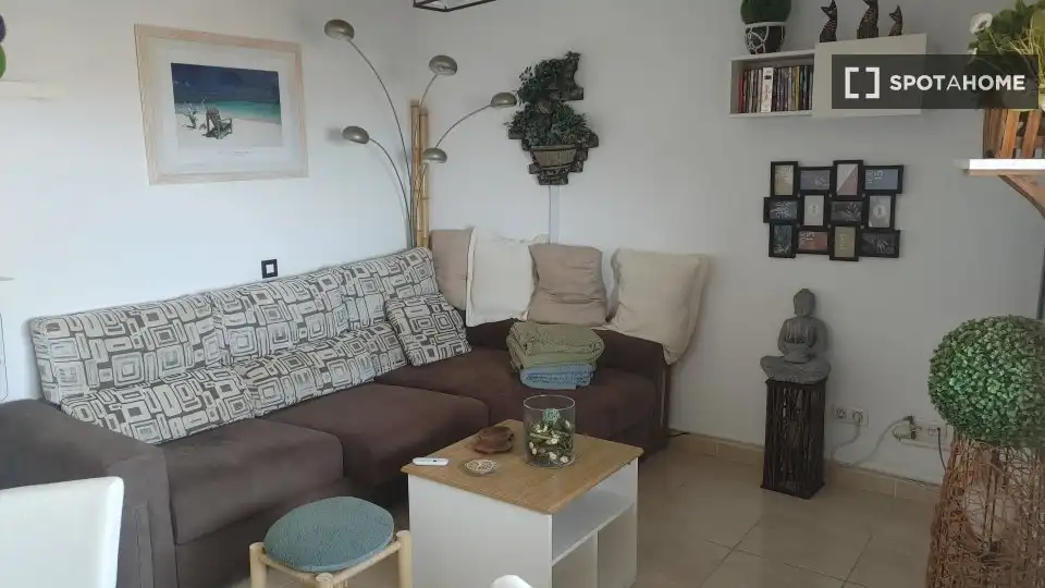 Habitación 98 m², Telde