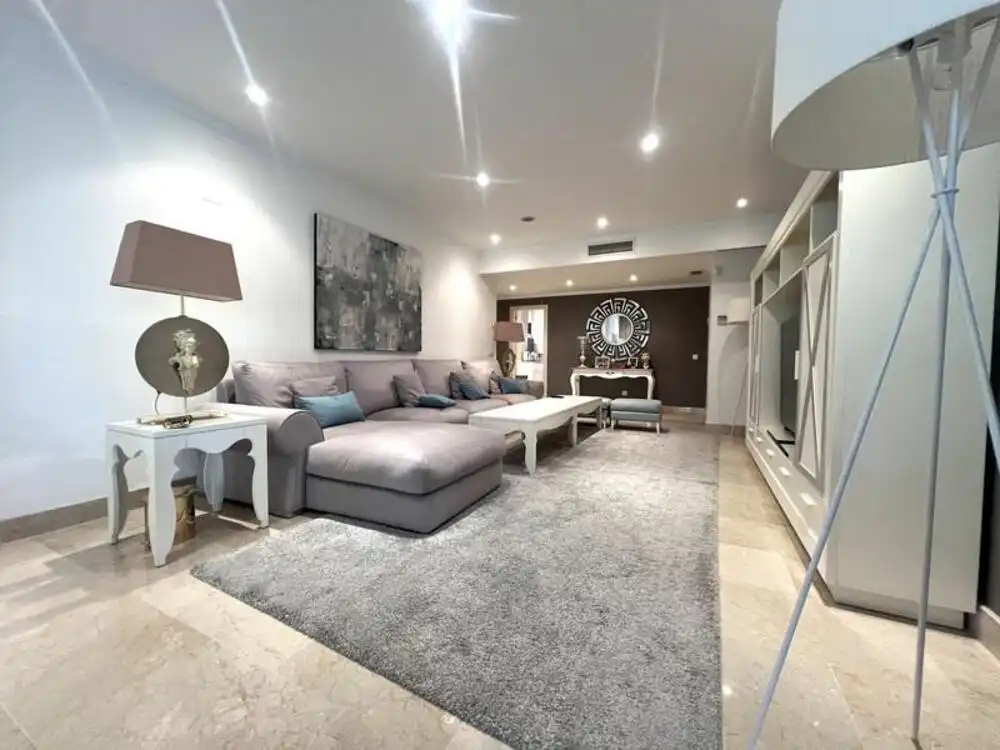 Piso de 230 m² en Marbella