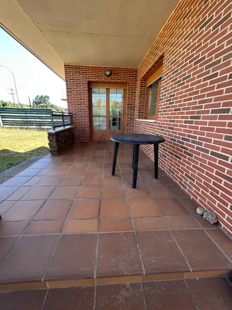 Casa de 235 m² a Sariegos