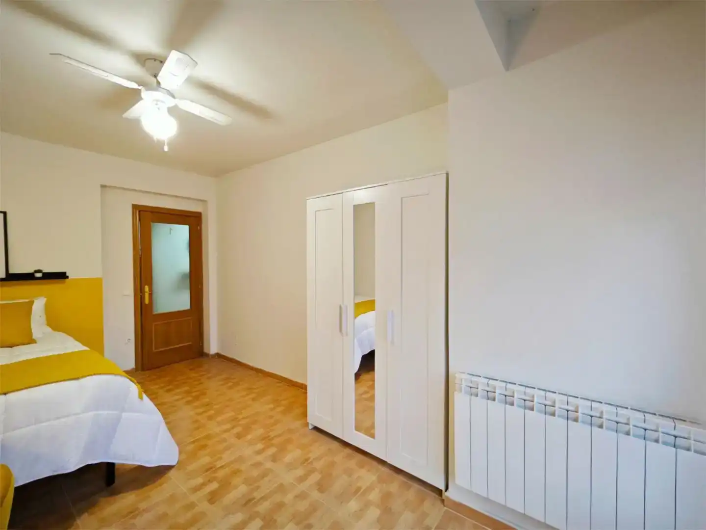 Habitación 85 m², León