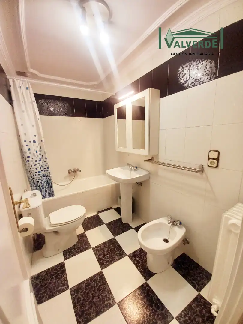 Piso de 42 m² en Granada