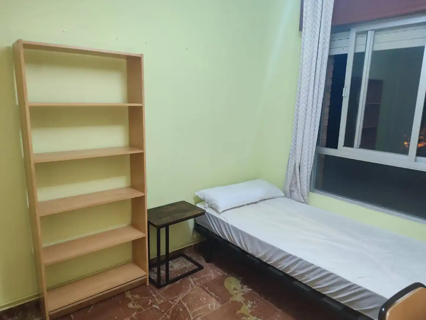 Piso de 90 m² en Granada