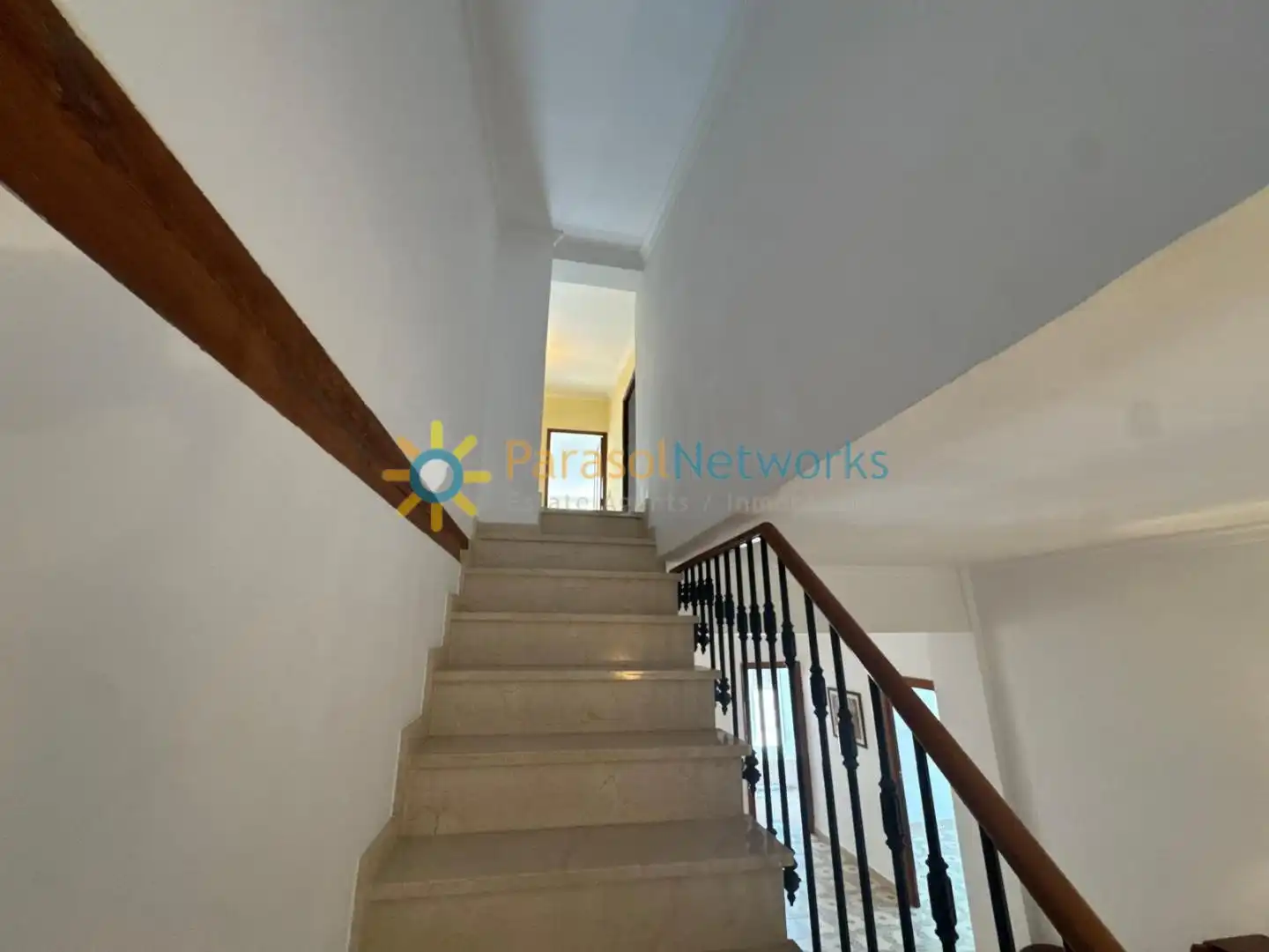 Casa de 262 m² en Ador