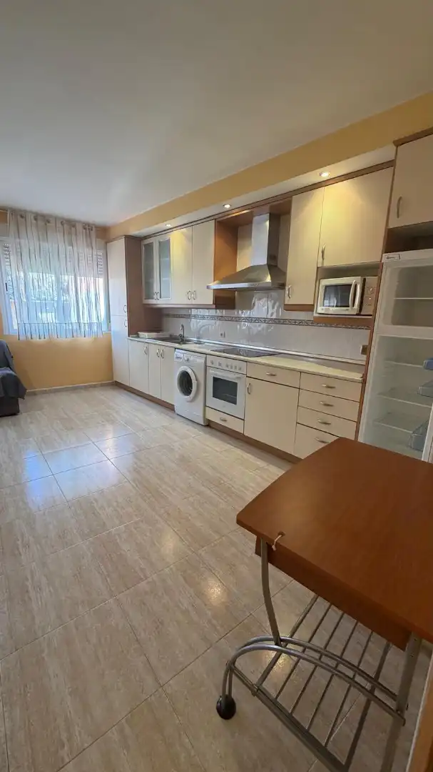 Piso de 90 m² en La Almunia de Doña Godina