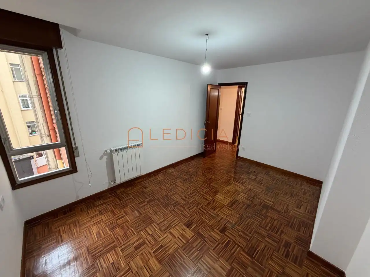 Piso de 90 m² en Vigo