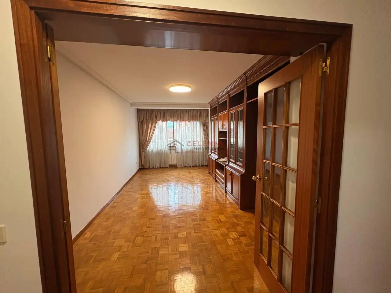 Piso de 90 m² en Ourense